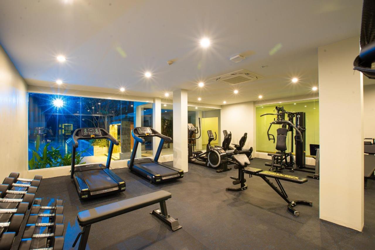 Seabed Grand Hotel Phuket - Sha Extra Plus Exterior foto A gym in a condominium